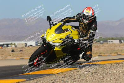 media/Oct-08-2022-SoCal Trackdays (Sat) [[1fc3beec89]]/Turn 9 Inside (10am)/